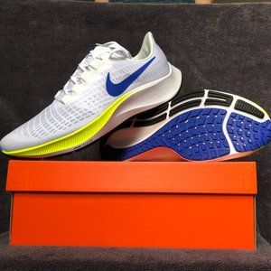 NWT - Nike Air Zoom Pegasus 37 (M 11)